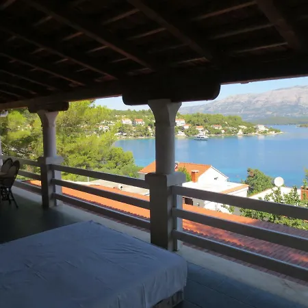 Spacious Close To The Beach